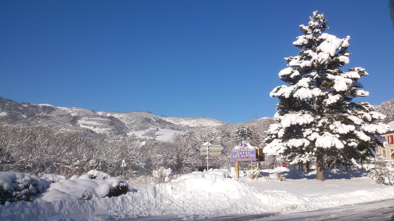 Hotel Restaurant Les Alpins Saint-Julien-en-Beauchêne Εξωτερικό φωτογραφία